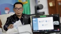 Gubernur-Jabar-Paparkan-Tiga-Solusi-Turunkan-Angka-Kemiskinan-696x462