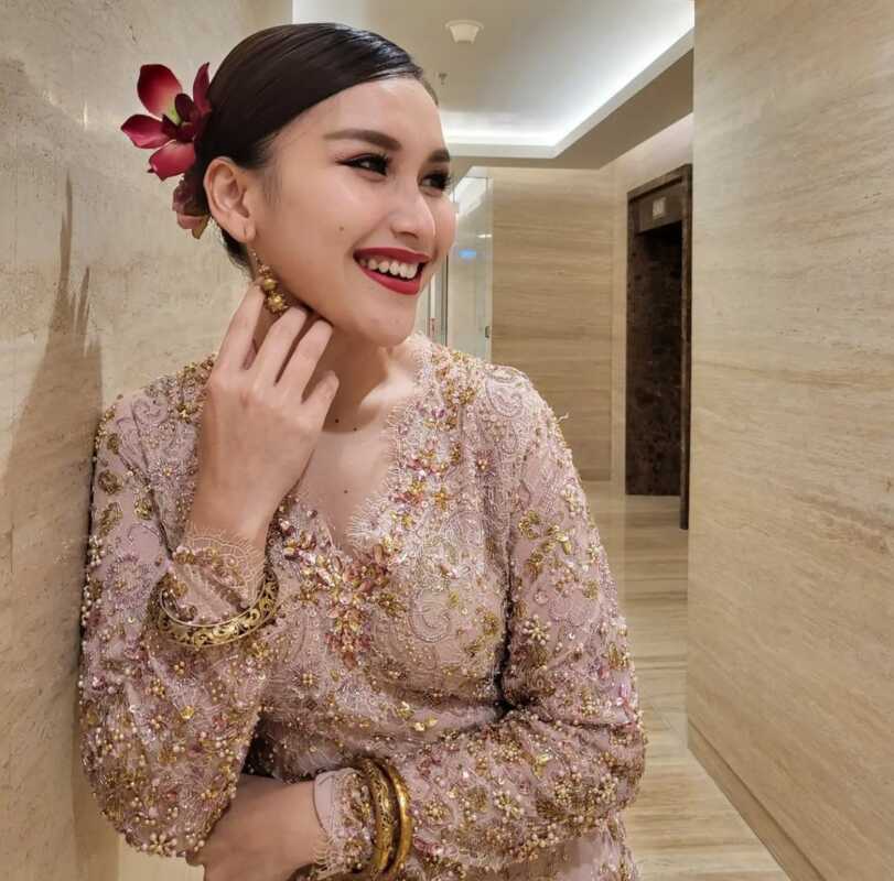 Berstatus Janda, Wanita Ini Miliki Harta Triliunan, Siapa Saja ? 2