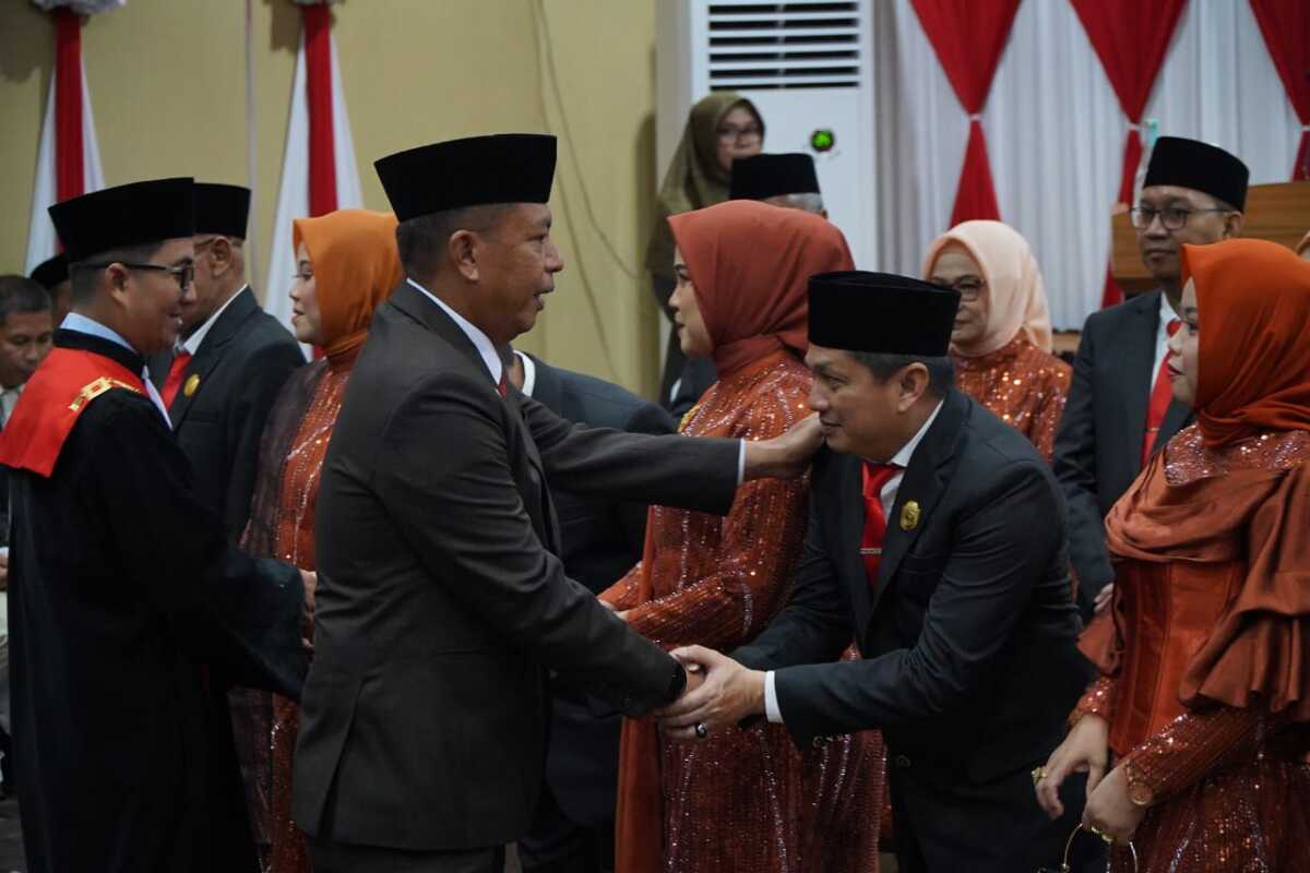 25 Anggota DPRD Parepare Resmi Dilantik, Kaharuddin dan Suyuti Jabat Ketua dan Wakil Ketua Sementara 2
