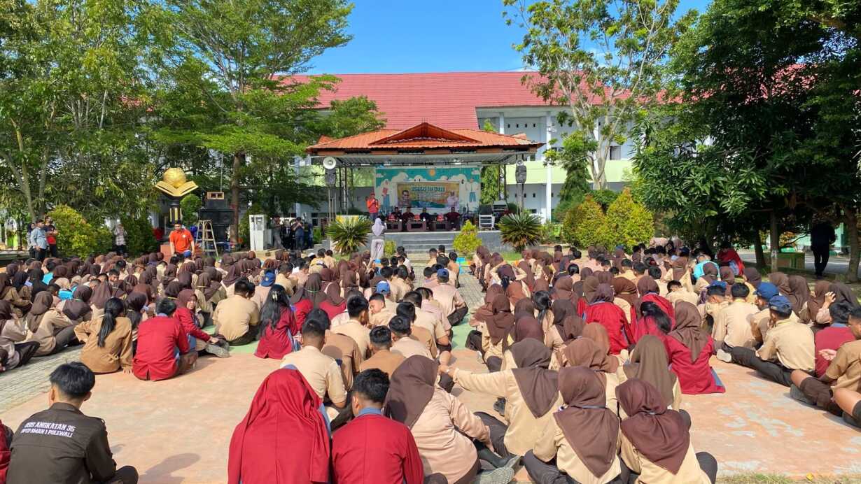 Edukasi Sejak Dini,DLHK Polman Hadir di Sekolah Sosialisasi Pengelolaan Sampah 1